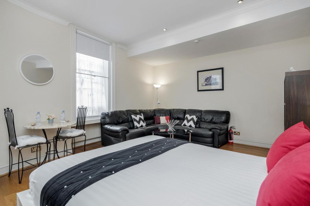 Oxford Street Homestay Лондон Екстер'єр фото