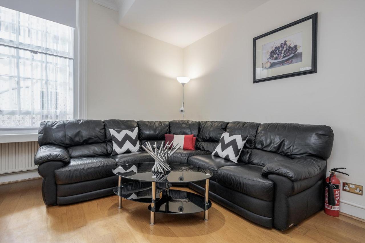 Oxford Street Homestay Лондон Екстер'єр фото