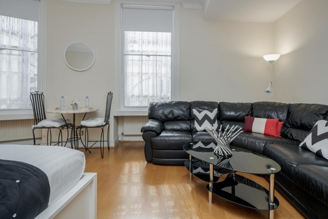Oxford Street Homestay Лондон Екстер'єр фото