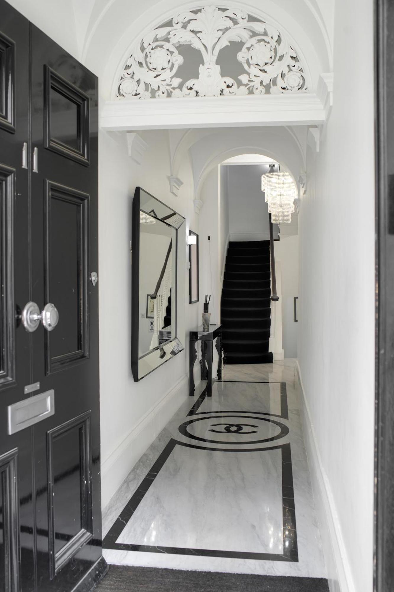 Oxford Street Homestay Лондон Екстер'єр фото